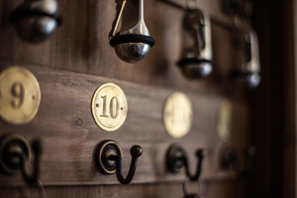 Hotel Henri IV Nérac Kültér fotó