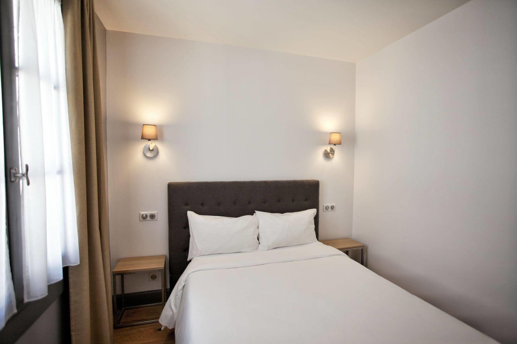 Hotel Henri IV Nérac Kültér fotó