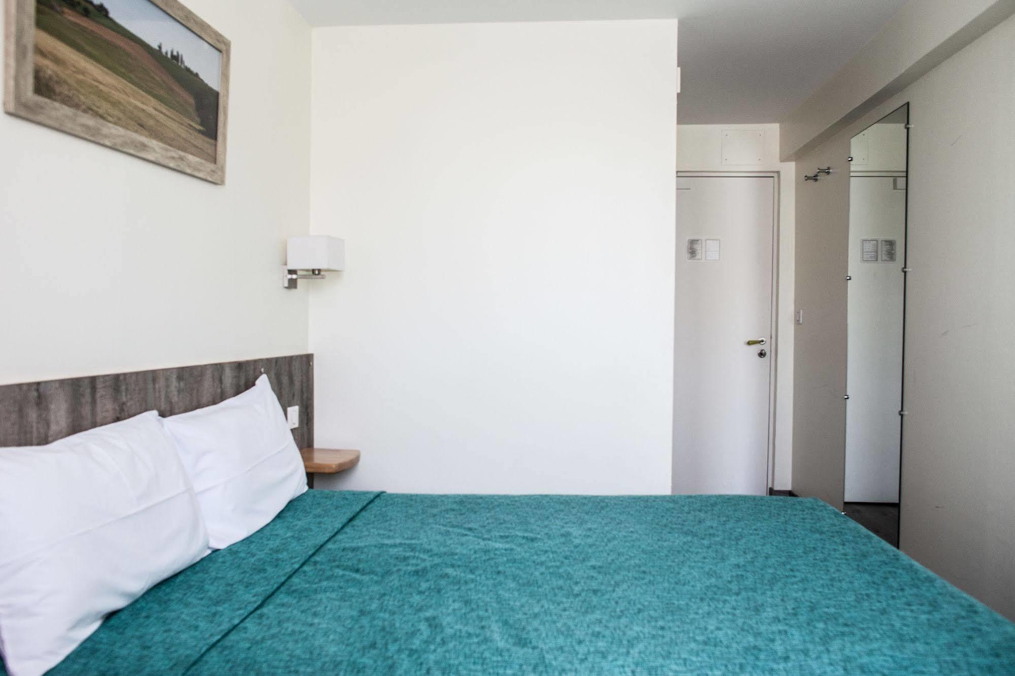 Hotel Henri IV Nérac Kültér fotó