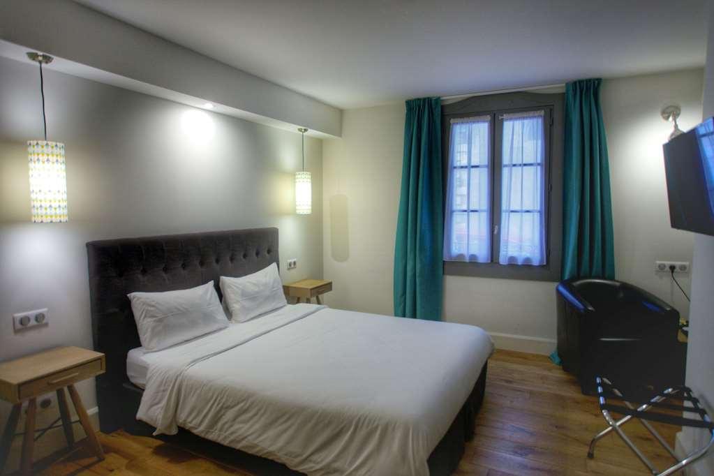 Hotel Henri IV Nérac Szoba fotó